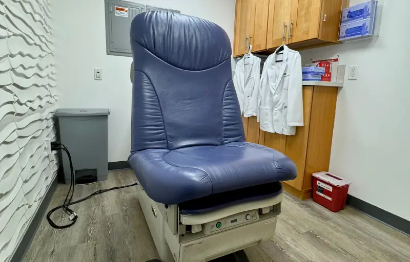 surgery chair